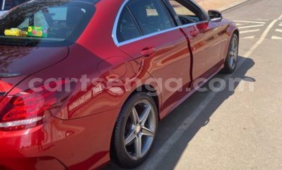 Acheter Occasion Voiture Mercedes-Benz C-Classe Rouge à Ezulwini, Hhohho Acheter Occasion Voiture Mercedes-Benz C-Classe Rouge à Ezulwini, Hhohho