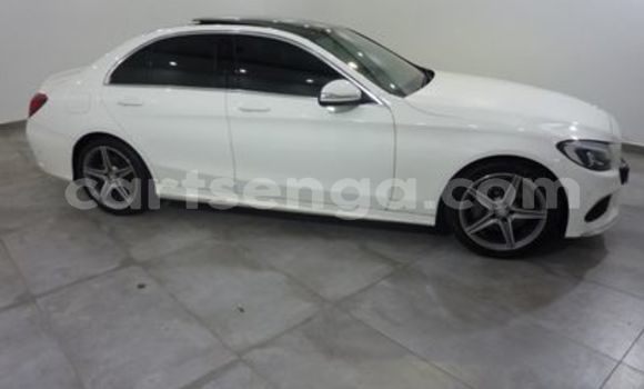 Nunua Ilio tumika Mercedes‒Benz C–Class White Gari ndani ya Ezulwini nchini Hhohho Nunua Ilio tumika Mercedes‒Benz C–Class White Gari ndani ya Ezulwini nchini Hhohho