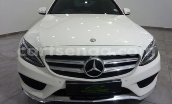 Nunua Ilio tumika Mercedes‒Benz C–Class White Gari ndani ya Ezulwini nchini Hhohho Nunua Ilio tumika Mercedes‒Benz C–Class White Gari ndani ya Ezulwini nchini Hhohho