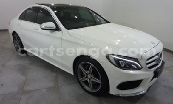 Nunua Ilio tumika Mercedes‒Benz C–Class White Gari ndani ya Ezulwini nchini Hhohho Nunua Ilio tumika Mercedes‒Benz C–Class White Gari ndani ya Ezulwini nchini Hhohho