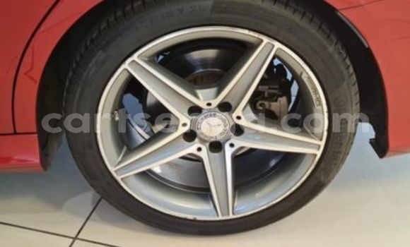 Nunua Ilio tumika Mercedes‒Benz C–Class Red Gari ndani ya Ezulwini nchini Hhohho Nunua Ilio tumika Mercedes‒Benz C–Class Red Gari ndani ya Ezulwini nchini Hhohho