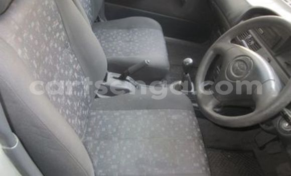 Nunua Ilio tumika Toyota Tacoma Silver Gari ndani ya Ezulwini nchini Hhohho Nunua Ilio tumika Toyota Tacoma Silver Gari ndani ya Ezulwini nchini Hhohho