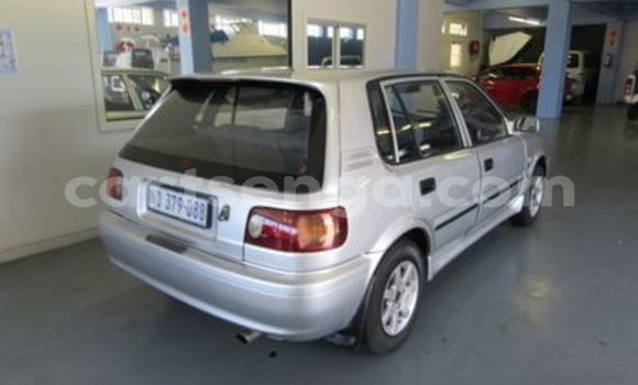 Nunua Ilio tumika Toyota Tacoma Silver Gari ndani ya Ezulwini nchini Hhohho Nunua Ilio tumika Toyota Tacoma Silver Gari ndani ya Ezulwini nchini Hhohho