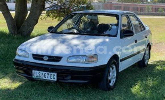 Nunua Ilio tumika Toyota Tacoma White Gari ndani ya Ezulwini nchini Hhohho Nunua Ilio tumika Toyota Tacoma White Gari ndani ya Ezulwini nchini Hhohho