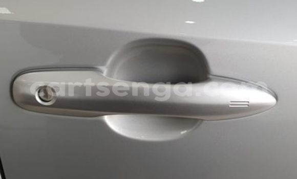 Acheter Occasion Voiture Toyota Corolla Gris à Ezulwini, Hhohho Acheter Occasion Voiture Toyota Corolla Gris à Ezulwini, Hhohho