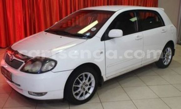 Buy Used Toyota Runx White Car in Mbabane in Manzini