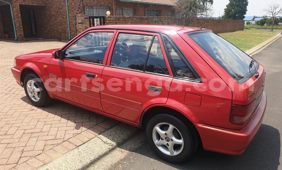 Acheter Occasion Voiture Mazda 323 Rouge à Ezulwini, Hhohho Acheter Occasion Voiture Mazda 323 Rouge à Ezulwini, Hhohho