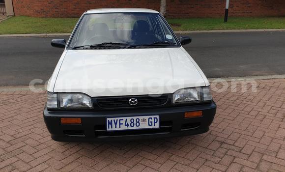 Nunua Ilio tumika Mazda 323 White Gari ndani ya Ezulwini nchini Hhohho Nunua Ilio tumika Mazda 323 White Gari ndani ya Ezulwini nchini Hhohho