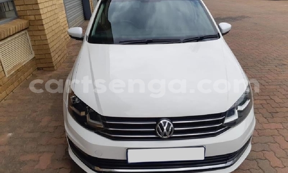 Nunua Ilio tumika Volkswagen Polo White Gari ndani ya Big Bend nchini Lubombo Nunua Ilio tumika Volkswagen Polo White Gari ndani ya Big Bend nchini Lubombo