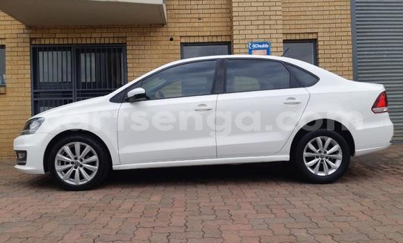 Acheter Occasion Voiture Volkswagen Polo Blanc à Big Bend, Lubombo Acheter Occasion Voiture Volkswagen Polo Blanc à Big Bend, Lubombo