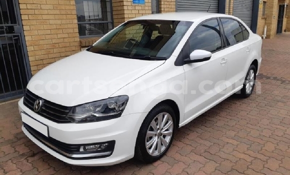 Acheter Occasion Voiture Volkswagen Polo Blanc à Big Bend, Lubombo Acheter Occasion Voiture Volkswagen Polo Blanc à Big Bend, Lubombo
