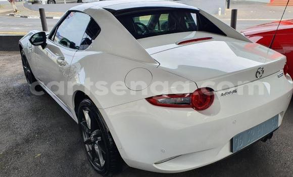 Nunua Ilio tumika Mazda Mazda 2 White Gari ndani ya Ezulwini nchini Hhohho Nunua Ilio tumika Mazda Mazda 2 White Gari ndani ya Ezulwini nchini Hhohho