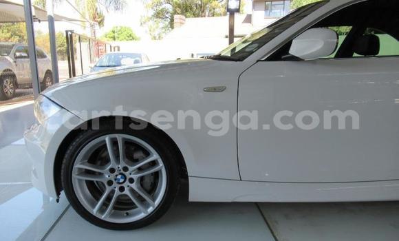 Nunua Ilio tumika BMW 1–Series White Gari ndani ya Ezulwini nchini Hhohho Nunua Ilio tumika BMW 1–Series White Gari ndani ya Ezulwini nchini Hhohho