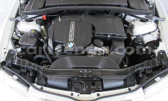 Nunua Ilio tumika BMW 1–Series White Gari ndani ya Ezulwini nchini Hhohho Nunua Ilio tumika BMW 1–Series White Gari ndani ya Ezulwini nchini Hhohho