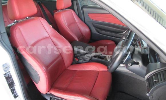 Nunua Ilio tumika BMW 1–Series White Gari ndani ya Ezulwini nchini Hhohho Nunua Ilio tumika BMW 1–Series White Gari ndani ya Ezulwini nchini Hhohho