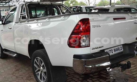Buy Used Toyota Hilux White Car in Mbabane in Manzini Buy Used Toyota Hilux White Car in Mbabane in Manzini