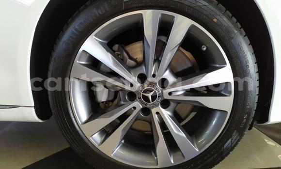 Buy Used Mercedes‒Benz C–Class White Car in Mbabane in Manzini Buy Used Mercedes‒Benz C–Class White Car in Mbabane in Manzini