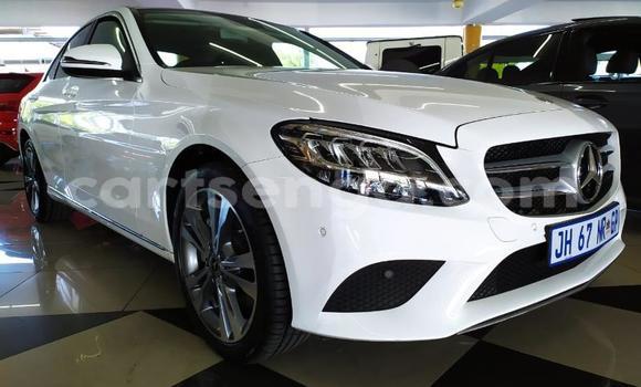 Buy Used Mercedes‒Benz C–Class White Car in Mbabane in Manzini Buy Used Mercedes‒Benz C–Class White Car in Mbabane in Manzini