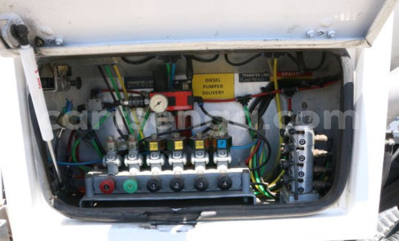 Buy Used Nissan UD White Truck in Mbabane in Manzini Buy Used Nissan UD White Truck in Mbabane in Manzini