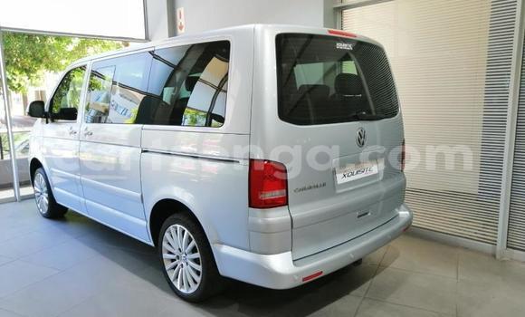 Acheter Occasion Voiture Volkswagen Caravelle Blanc à Mbabane, Manzini Acheter Occasion Voiture Volkswagen Caravelle Blanc à Mbabane, Manzini