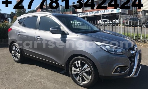 Buy Used Hyundai ix35 Silver Car in Mbabane in Manzini Buy Used Hyundai ix35 Silver Car in Mbabane in Manzini