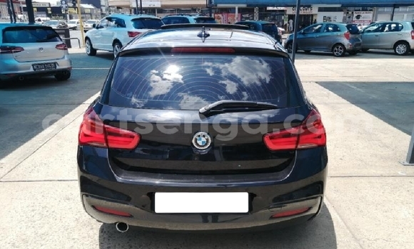 Nunua Ilio tumika BMW 1-Series Black Gari ndani ya Big Bend nchini Lubombo Nunua Ilio tumika BMW 1-Series Black Gari ndani ya Big Bend nchini Lubombo
