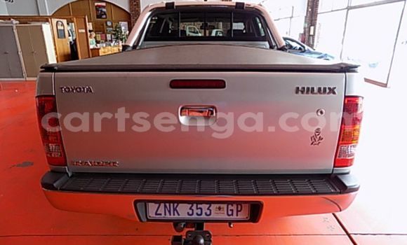 Buy Used Toyota Hilux Silver Car in Import - Dubai in Hhohho Buy Used Toyota Hilux Silver Car in Import - Dubai in Hhohho