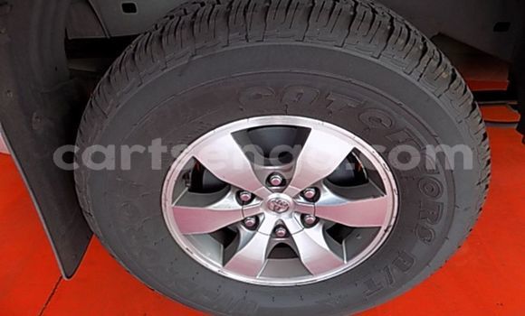 Buy Used Toyota Hilux Silver Car in Import - Dubai in Hhohho Buy Used Toyota Hilux Silver Car in Import - Dubai in Hhohho