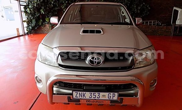 Buy Used Toyota Hilux Silver Car in Import - Dubai in Hhohho Buy Used Toyota Hilux Silver Car in Import - Dubai in Hhohho
