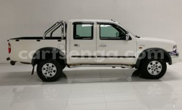 Acheter Occasion Voiture FORD MUSTANG Blanc à Big Bend, Lubombo District Acheter Occasion Voiture FORD MUSTANG Blanc à Big Bend, Lubombo District