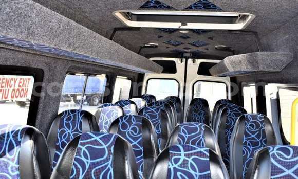 Acheter Occasion Utilitaire Mercedes‒Benz Sprinter Blanc à Big Bend, Lubombo District Acheter Occasion Utilitaire Mercedes‒Benz Sprinter Blanc à Big Bend, Lubombo District