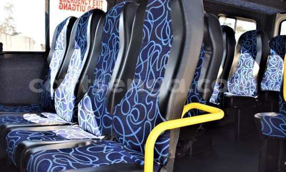 Acheter Occasion Utilitaire Mercedes‒Benz Sprinter Blanc à Big Bend, Lubombo District Acheter Occasion Utilitaire Mercedes‒Benz Sprinter Blanc à Big Bend, Lubombo District