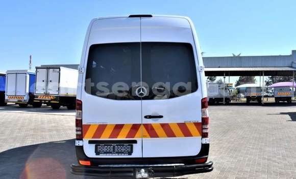 Acheter Occasion Utilitaire Mercedes‒Benz Sprinter Blanc à Big Bend, Lubombo District Acheter Occasion Utilitaire Mercedes‒Benz Sprinter Blanc à Big Bend, Lubombo District