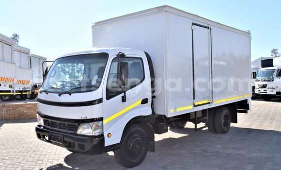 Nunua Ilio tumika Toyota Dyna White Lori ndani ya Big Bend nchini Wilaya ya Lubombo Nunua Ilio tumika Toyota Dyna White Lori ndani ya Big Bend nchini Wilaya ya Lubombo