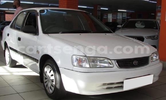 Nunua Ilio tumika Toyota Corolla White Gari ndani ya Big Bend nchini Lubombo Nunua Ilio tumika Toyota Corolla White Gari ndani ya Big Bend nchini Lubombo