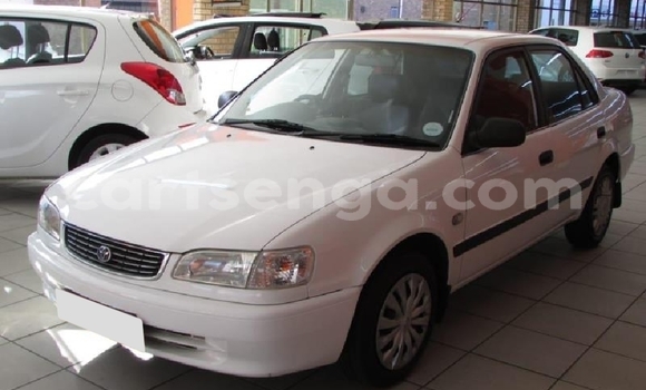 Nunua Ilio tumika Toyota Corolla White Gari ndani ya Big Bend nchini Lubombo Nunua Ilio tumika Toyota Corolla White Gari ndani ya Big Bend nchini Lubombo