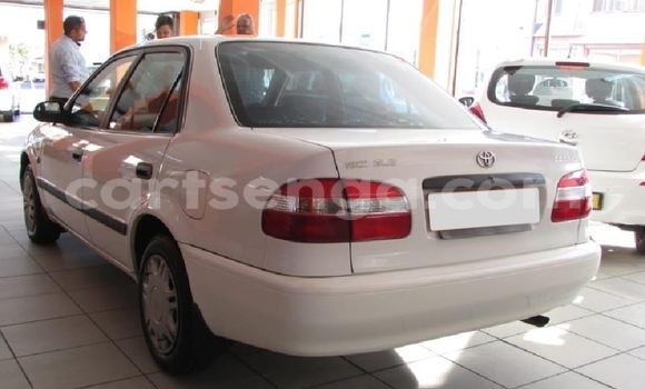 Nunua Ilio tumika Toyota Corolla White Gari ndani ya Big Bend nchini Lubombo Nunua Ilio tumika Toyota Corolla White Gari ndani ya Big Bend nchini Lubombo