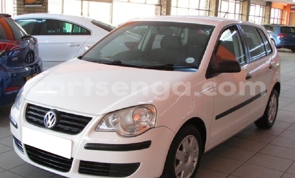 Acheter Occasion Voiture Volkswagen Polo Blanc à Big Bend, Lubombo Acheter Occasion Voiture Volkswagen Polo Blanc à Big Bend, Lubombo