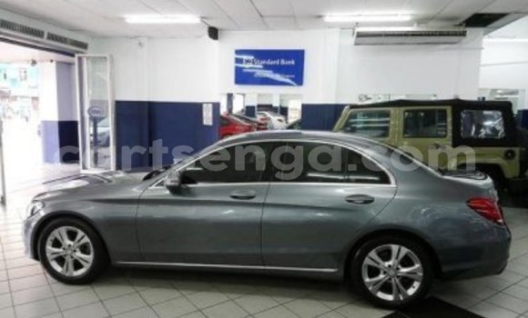 Buy Used Mercedes-Benz C-Classe Silver Car in Mbabane in Manzini Buy Used Mercedes-Benz C-Classe Silver Car in Mbabane in Manzini