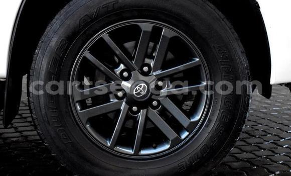 Nunua Ilio tumika Toyota Fortuner Silver Gari ndani ya Mbabane nchini Manzini Nunua Ilio tumika Toyota Fortuner Silver Gari ndani ya Mbabane nchini Manzini