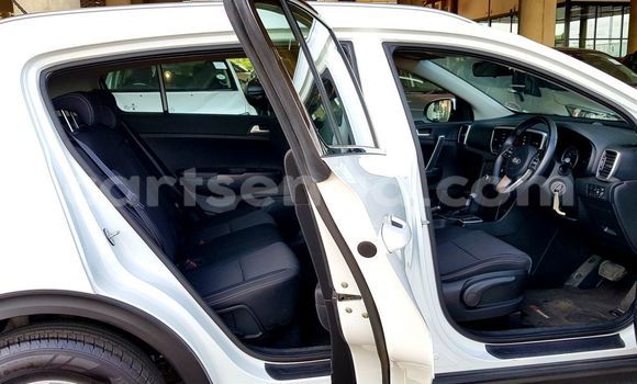 Acheter Occasion Voiture Kia Sportage Blanc à Nhlangano, Shiselweni District Acheter Occasion Voiture Kia Sportage Blanc à Nhlangano, Shiselweni District