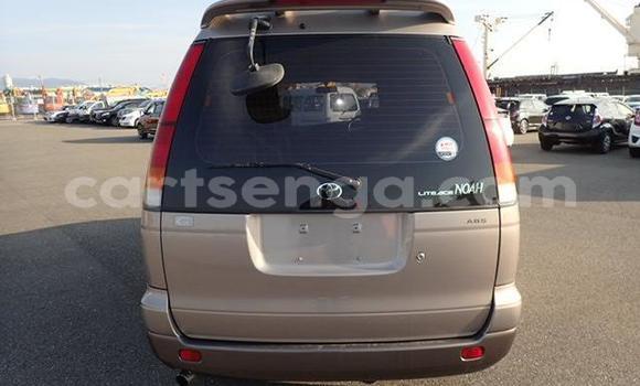 Nunua Ilio tumika Toyota Noah Other Gari ndani ya Big Bend nchini Lubombo Nunua Ilio tumika Toyota Noah Other Gari ndani ya Big Bend nchini Lubombo