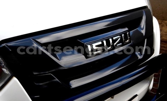 Nunua Ilio tumika Isuzu KB White Gari ndani ya Mbabane nchini Manzini Nunua Ilio tumika Isuzu KB White Gari ndani ya Mbabane nchini Manzini