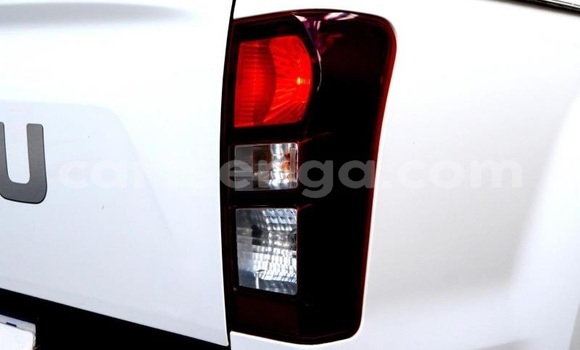 Nunua Ilio tumika Isuzu KB White Gari ndani ya Mbabane nchini Manzini Nunua Ilio tumika Isuzu KB White Gari ndani ya Mbabane nchini Manzini