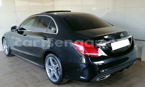 Nunua Ilio tumika Mercedes‒Benz 250 Black Gari ndani ya Hlatikulu nchini Wilaya ya Shiselweni Nunua Ilio tumika Mercedes‒Benz 250 Black Gari ndani ya Hlatikulu nchini Wilaya ya Shiselweni