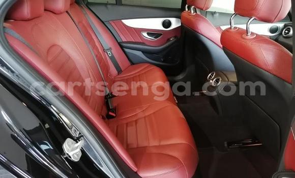 Nunua Ilio tumika Mercedes‒Benz 250 Black Gari ndani ya Hlatikulu nchini Wilaya ya Shiselweni Nunua Ilio tumika Mercedes‒Benz 250 Black Gari ndani ya Hlatikulu nchini Wilaya ya Shiselweni