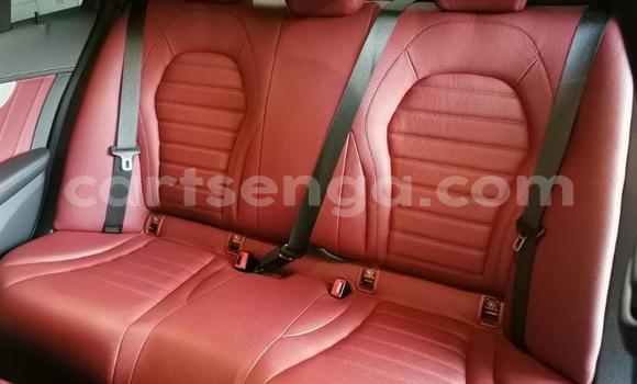 Nunua Ilio tumika Mercedes‒Benz 250 Black Gari ndani ya Hlatikulu nchini Wilaya ya Shiselweni Nunua Ilio tumika Mercedes‒Benz 250 Black Gari ndani ya Hlatikulu nchini Wilaya ya Shiselweni