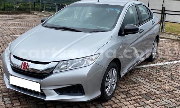 Nunua Ilio tumika Honda Ballade Silver Gari ndani ya Big Bend nchini Lubombo Nunua Ilio tumika Honda Ballade Silver Gari ndani ya Big Bend nchini Lubombo