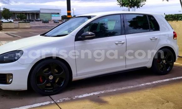 Buy Used Volkswagen Golf GTI White Car in Hlatikulu in Shiselweni District Buy Used Volkswagen Golf GTI White Car in Hlatikulu in Shiselweni District