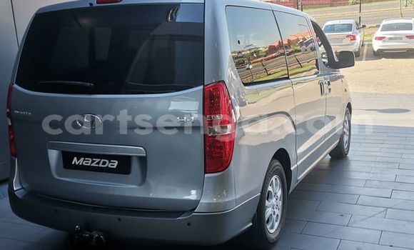 Nunua Ilio tumika Hyundai H1 White Gari ndani ya Big Bend nchini Wilaya ya Lubombo Nunua Ilio tumika Hyundai H1 White Gari ndani ya Big Bend nchini Wilaya ya Lubombo